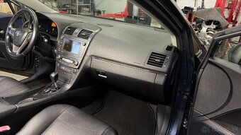 Toyota Avensis 2009 184… km - 7