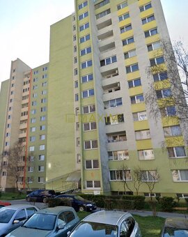 Ponúkame na predaj 3- izbový byt na Korytníckej ulici - 7