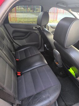 Ford Focus - 7