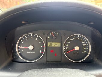 Hyundai Getz 1.4i benzín 2007 - 7