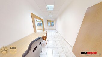 Na prenájom reprezentatívny obchodný priestor o výmere 380 m - 7