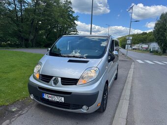 Renault Trafic Passenger 2.5 dci 107kw 8 miest - 7