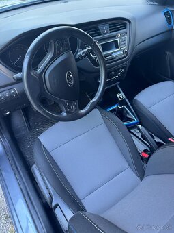 Predám Hyundai i20 - 7