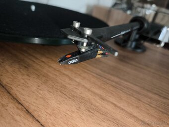 Pro-ject - 7