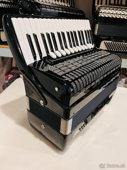 Predám akordeón Weltmeister TOPAS 96, v zánovnom stave. - kr - 7
