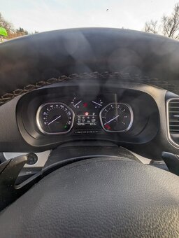 Peugeot Traveller Business - 7