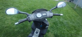 Piaggio Power NRG - 7