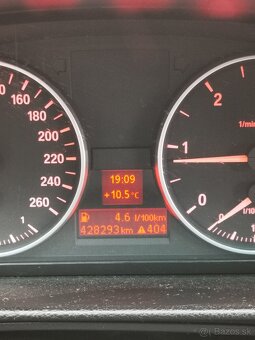 E90 318d - 7