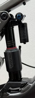 Celoodpružený enduro bajk Trek Slash 9 GX AXS T-Type - 7