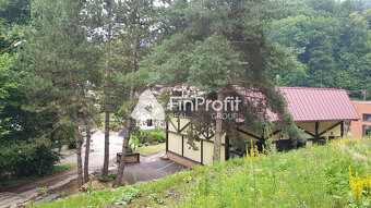 Predám budovu so 7 apartmánmi vo výstavbe vo Vyhniach. - 7