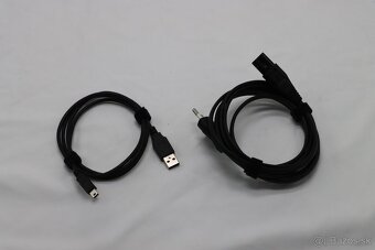 PS3 Slim CECH-3004B 160GB + 2 ovládače + 2 hry - 7