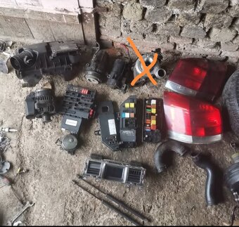 Náhradné diely - 7