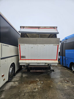 Skriňové Volvo FL6 r.v.2015 + hyd. čelo porucha motora - 7