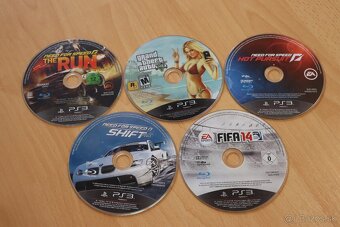 PS3 SLIM CECH-3004B | 2x ovládač | 5 hier | Komplet kab. - 7