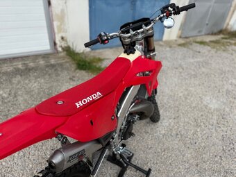 Unikatna Honda CR250R - 7
