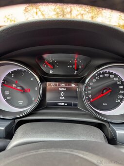 Opel Astra Sports Tourer 1.6 CDTI 81kW, 6-st. manuál - 7