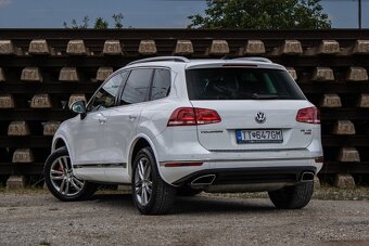 Volkswagen Touareg II 3.0 V6 TDI BMT 4MOTIONMountain - 7