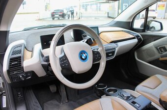 BMW i3 - 7