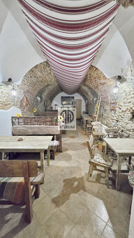 Polyfunkčná Historická Budova 1039 m2 - Košice , ul. Hlavná - 7