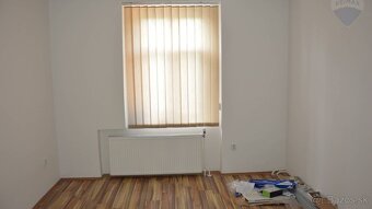 Prenájom rodinný dom/polyfunkčný objekt Nitra Zobor - 7