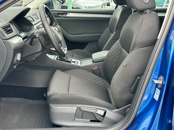 Škoda Superb Combi 2.0 TDi DSG - REZERVOVANE - 7