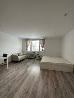 Prenajmem 1-izbový byt v Trenčíne - 7