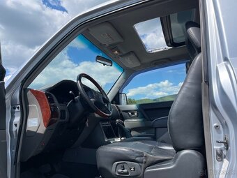 Mitsubishi Pajero - 7