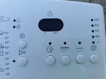 Práčka úzka 40 cm na 6kg,doboz v BA - 7