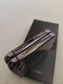 Predám Samsung Galaxy zflip 4 - 7