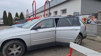 Chrysler pacifica - 7