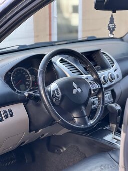 Mitsubishi L200 - 7