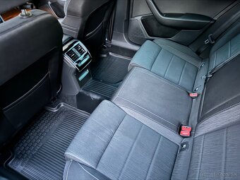 Škoda superb 2.0 TDi 110kw - 7