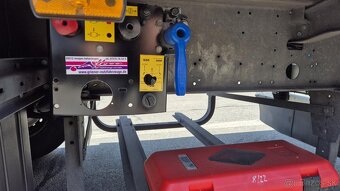 Prodám SCHMITZ SKO 24/L - 13.62 skříňový - dvojitá podlaha - 7