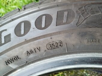 zimne pneumatiky 215/65 r16c goodyear - 7