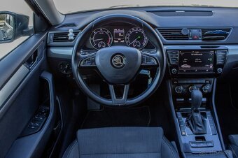 Škoda Superb 2.0 TDI Ambition - 7
