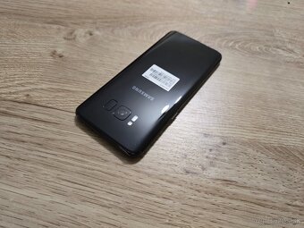 Samsung S8 plnefunkcny ma len bezne znamky pouzivania ale zi - 7