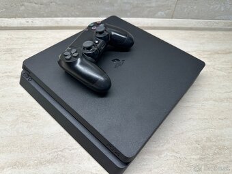PlayStation 4 Slim 500GB - 7