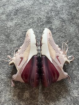Nike Air Max 270 - 7