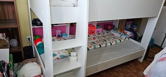 Poschodová posteľ s poličkami - 7