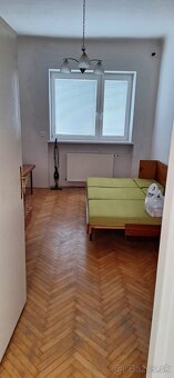 Predám rodinný dom v centre mesta Ilava - REZERVOVANÉ - 7