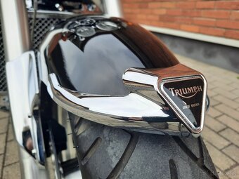 Triumph Rocket 3 15tis km Jedinečný stav - 7