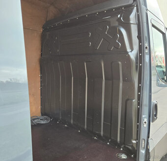 IVECO DAILY 35S18 Hi-Matic L4H2 2023 - PREVOZ KVETOV - 7