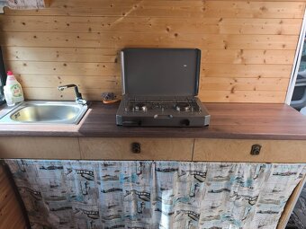 Obytná dodávka - 7