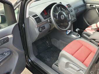 Volkswagen Touran 1.9tdi dsg automat - 7