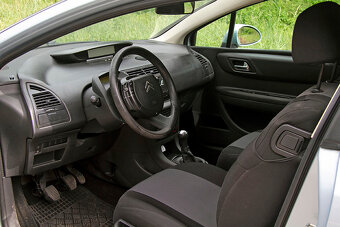 Citroën C4 1.6i 16V Coupe - 7