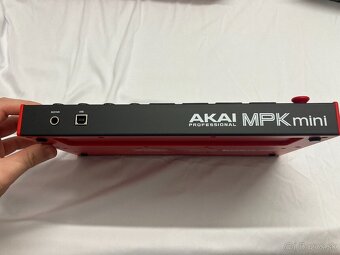 AKAI MPK mini - 7