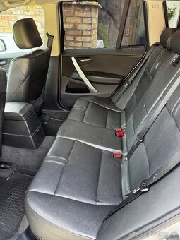 BMW X3 xDrive30d AT 160kW218HP A6 - 7