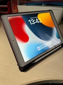 iPad 8th generation 10.2 - 7