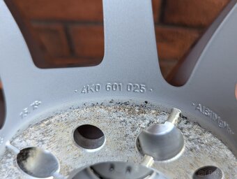 225/60 R17 Originalna sada diskov Audi A6 - 7