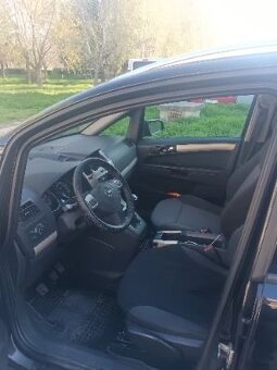 Opel Zafira 1,6 Benzín 85 kw - 7